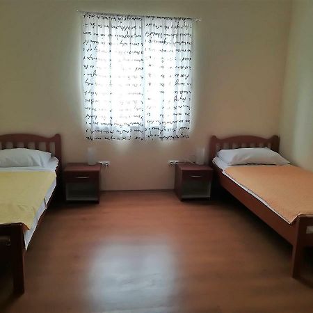 Apartman Rosanda Premuda Ngoại thất bức ảnh