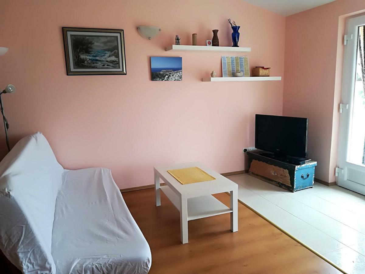 Apartman Rosanda Premuda Ngoại thất bức ảnh