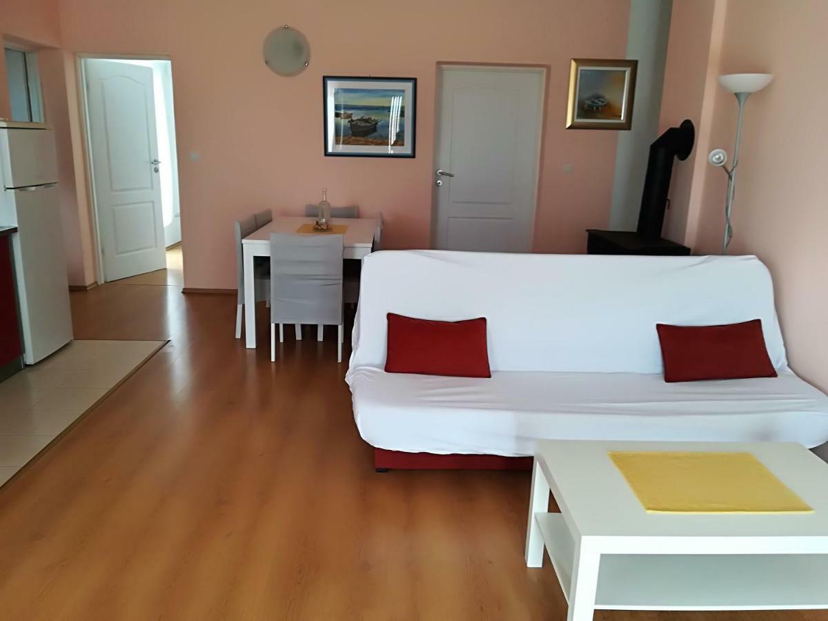Apartman Rosanda Premuda Ngoại thất bức ảnh